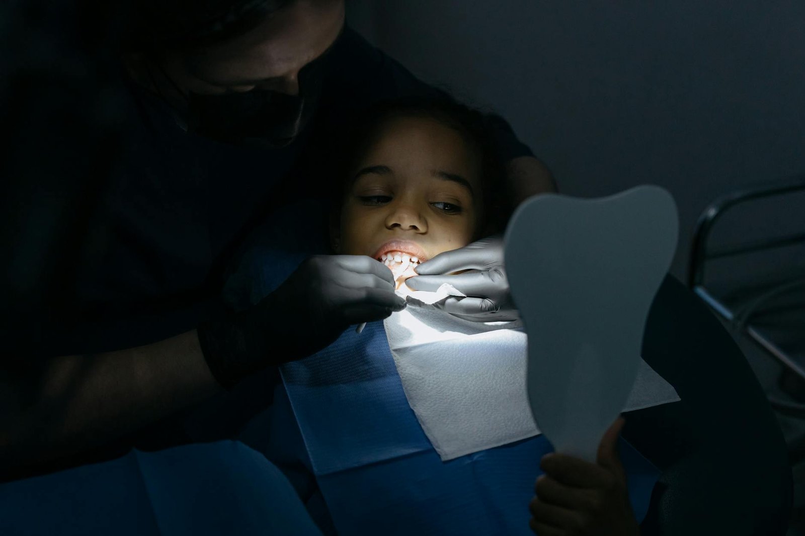 Illustration of Sugar Teeth Damage Kids: Expert Tips for Affordable Cavity Prevention